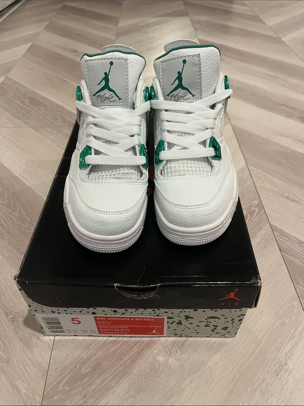 Air Jordan 5 Kids youth Retro Sneakers White metallic Green shoes